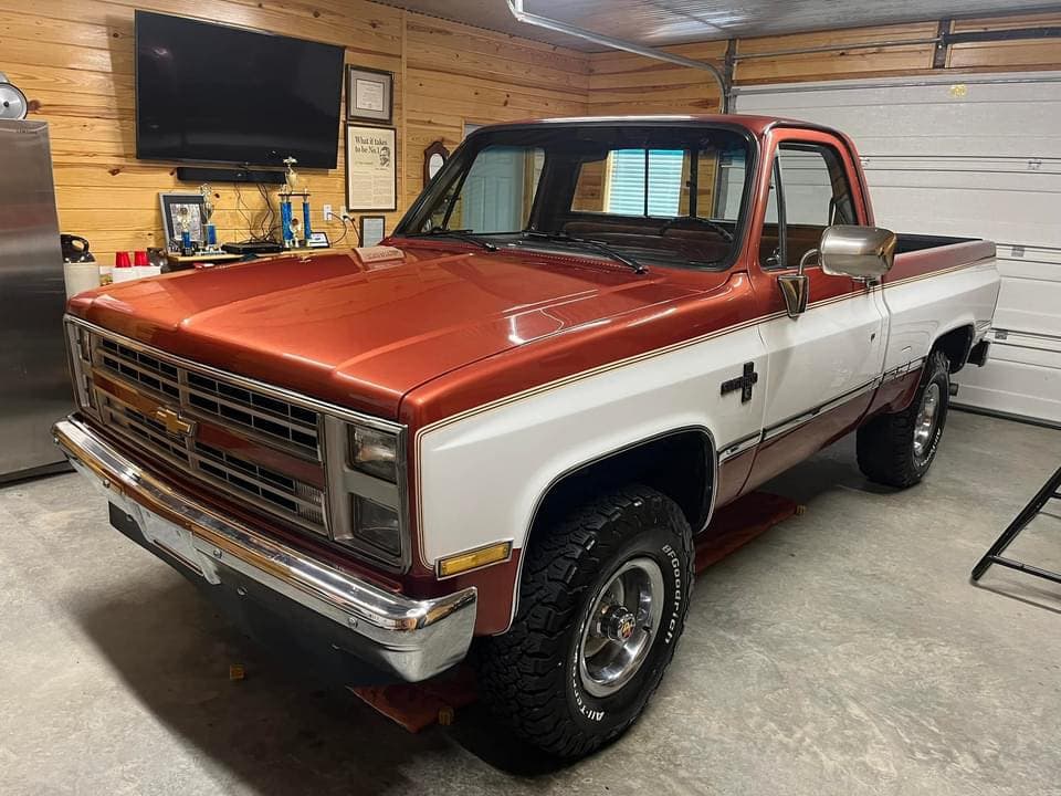 Chevy Silverado detail